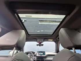 Peugeot 2008 (2021) thumbnail 8
