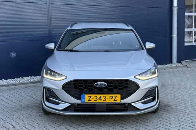 Ford Focus (2024) thumbnail 2