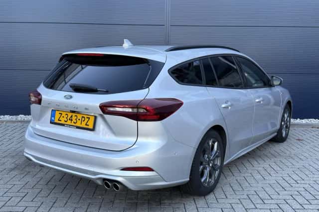 Ford Focus (2024) thumbnail 6