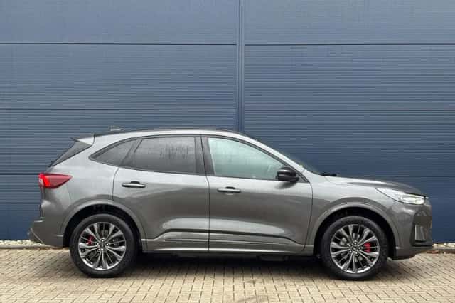 Ford Kuga (2026) thumbnail 3