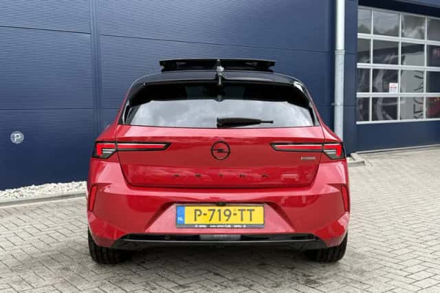 Opel Astra (2022) thumbnail 5