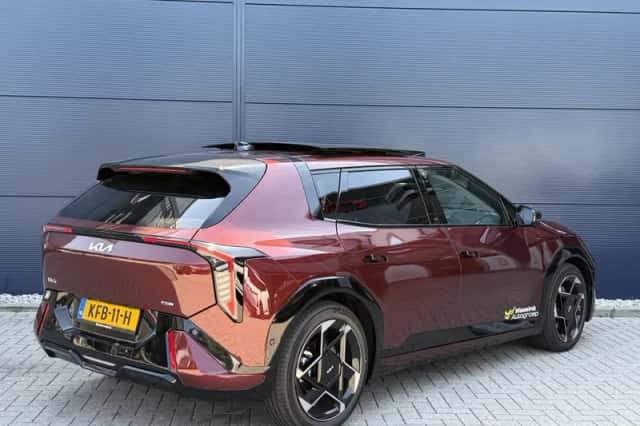 Kia EV4 (2026) thumbnail 5