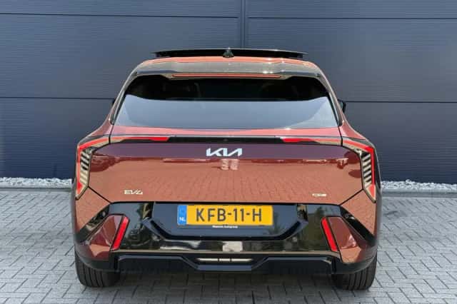 Kia EV4 (2026) thumbnail 6