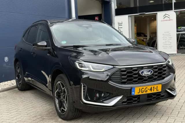 Ford Kuga (2025) thumbnail 3