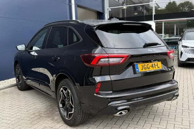Ford Kuga (2025) thumbnail 4