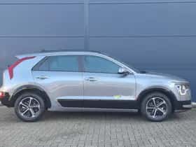 Kia Niro (2025) thumbnail 6