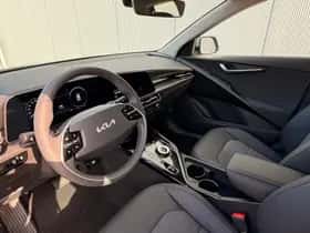 Kia Niro (2025) thumbnail 9