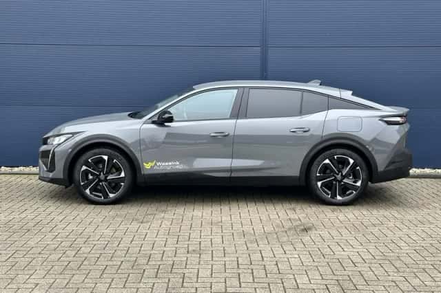 Peugeot 408 (2025) thumbnail 3