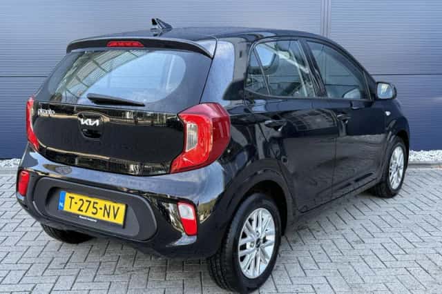 Kia Picanto (2023) thumbnail 6