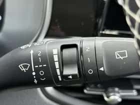 Kia Picanto (2024) thumbnail 16