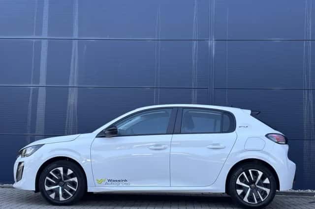 Peugeot 208 (2025) thumbnail 3