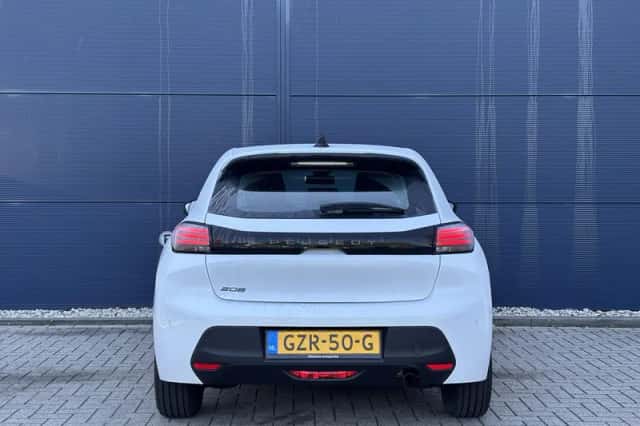 Peugeot 208 (2025) thumbnail 6