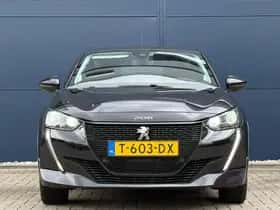 Peugeot e-208 (2023) thumbnail 2