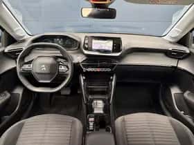 Peugeot e-208 (2023) thumbnail 12