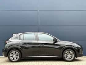 Peugeot e-208 (2023) thumbnail 4
