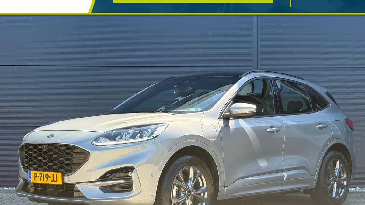 Ford Kuga (2022) — foto 1