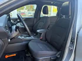 Ford Kuga (2022) thumbnail 14