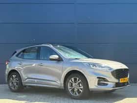 Ford Kuga (2022) thumbnail 3