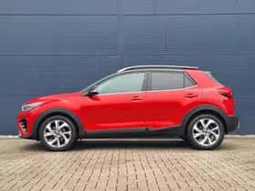 Kia Stonic (2023) thumbnail 3