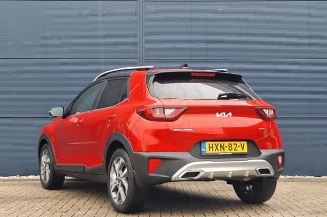 Kia Stonic (2023) thumbnail 4