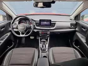Kia Stonic (2023) thumbnail 9