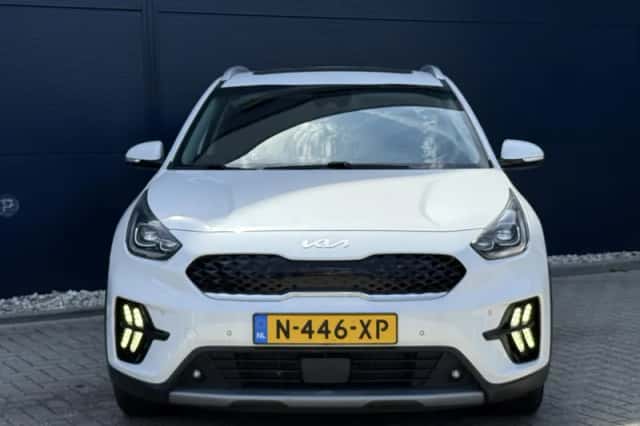 Kia Niro (2022) thumbnail 2
