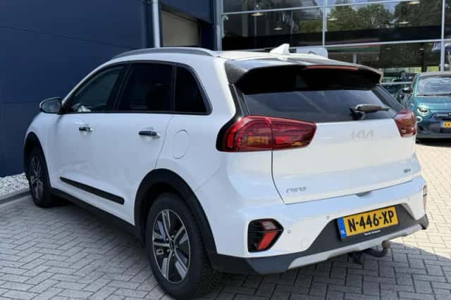 Kia Niro (2022) thumbnail 4