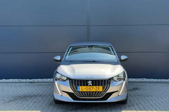 Peugeot 208 (2021) thumbnail 2
