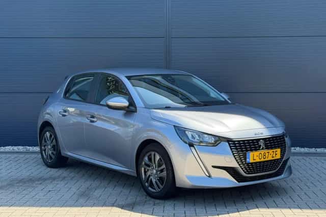 Peugeot 208 (2021) thumbnail 3