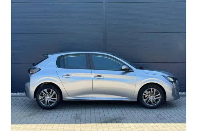 Peugeot 208 (2021) thumbnail 5