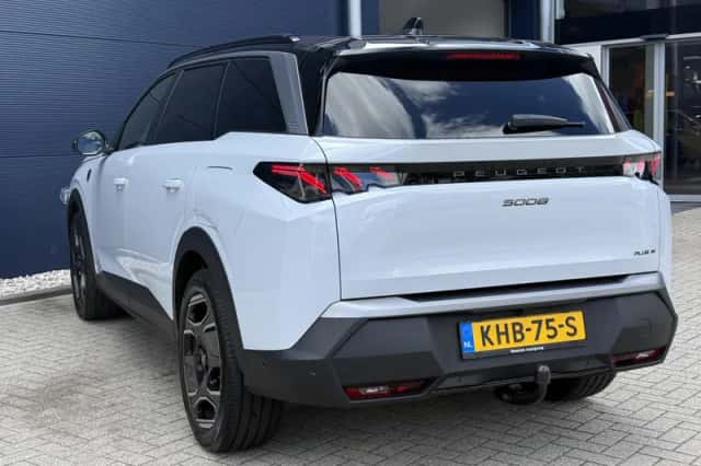 Peugeot 5008 (2026) thumbnail 4