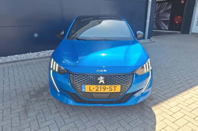 Peugeot 208 (2021) thumbnail 6
