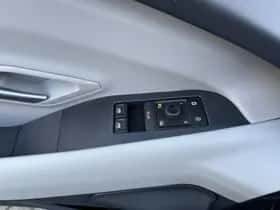 Ford Explorer (2026) thumbnail 12