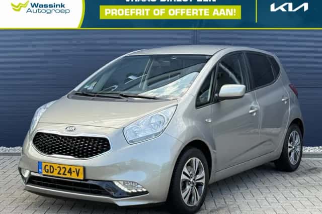 Kia Venga (2015) thumbnail 1