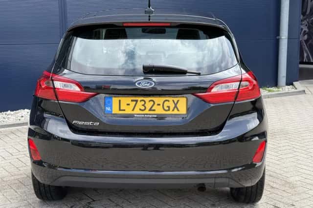 Ford Fiesta (2021) thumbnail 5