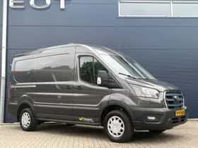 Ford E-Transit (2024) thumbnail 3