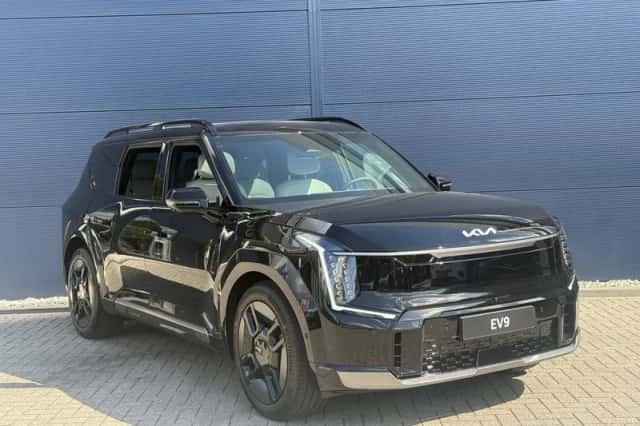Kia EV9 (2026) thumbnail 3