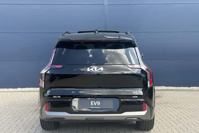 Kia EV9 (2026) thumbnail 6