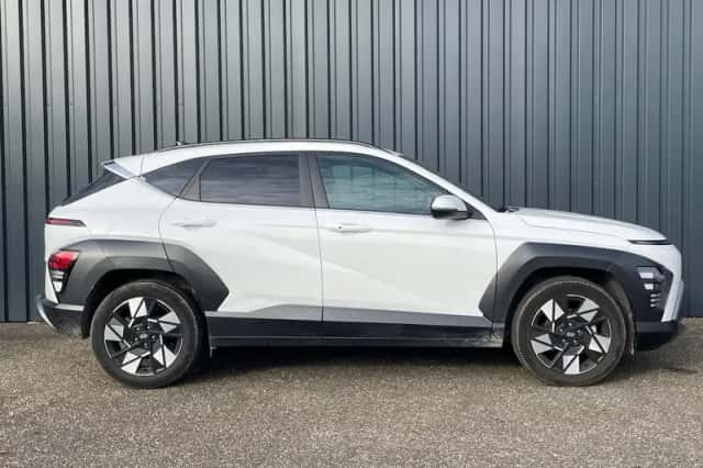 Hyundai Kona (2025) thumbnail 5