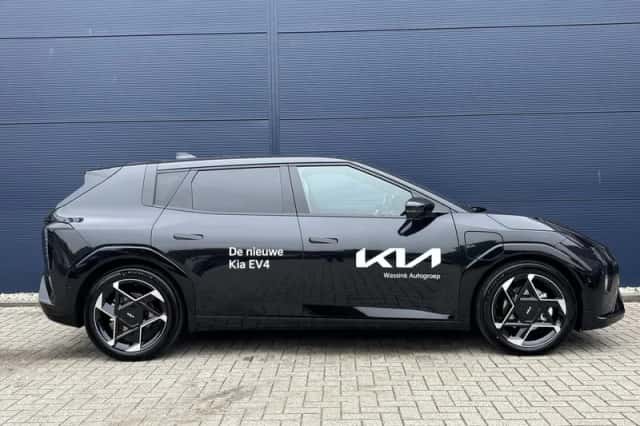 Kia EV4 (2025) thumbnail 6