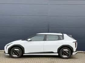 Kia EV4 (2026) thumbnail 2