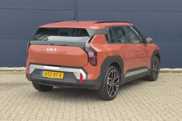 Kia EV3 (2025) thumbnail 3