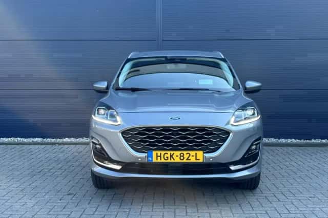 Ford Kuga (2022) thumbnail 2