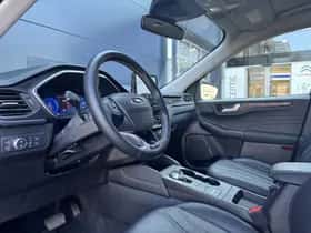 Ford Kuga (2022) thumbnail 13
