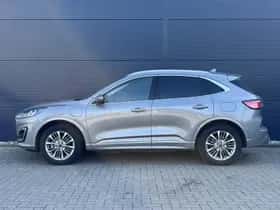 Ford Kuga (2022) thumbnail 3