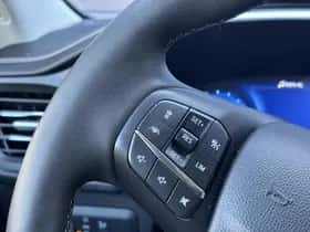 Ford Kuga (2022) thumbnail 23