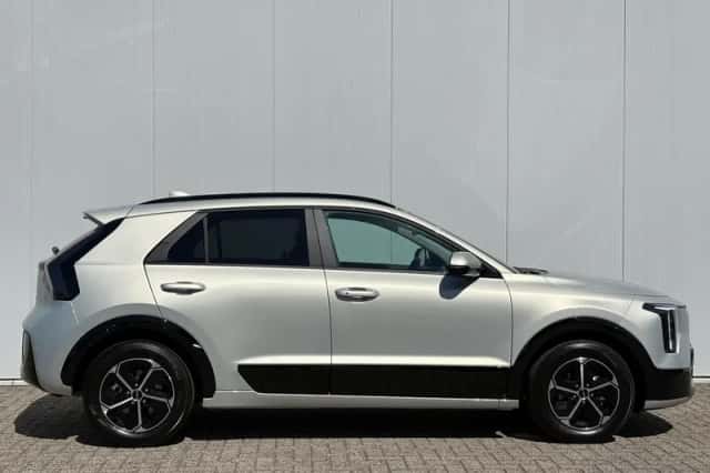 Kia Niro (2026) thumbnail 4
