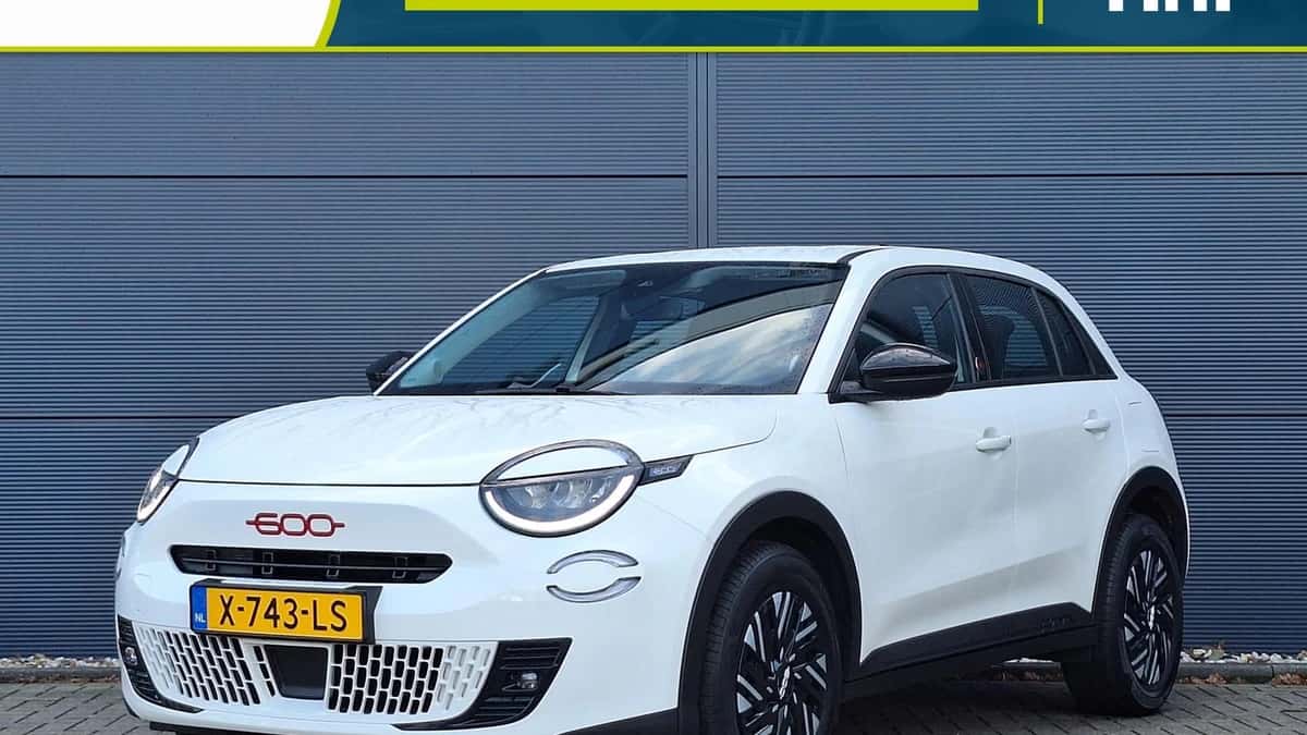 Fiat 600 (2023) — foto 1