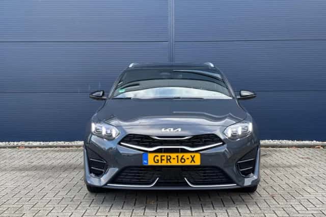 Kia Ceed Sportswagon (2024) thumbnail 3