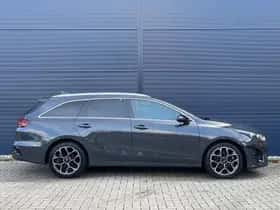 Kia Ceed Sportswagon (2024) thumbnail 3